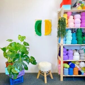 sun-is-here-vert-jaune-tapisserie-murale-tufting-2-mogiostudio