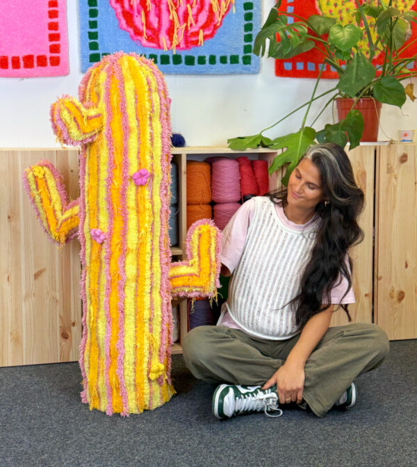 cactus-sculpture-textile-tufting-fiber-artist-2-mogiostudio