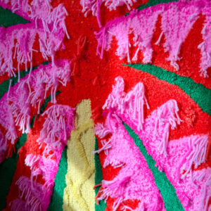 summer-escapes-tableau-tufting-palmier-details-2-mogiostudio