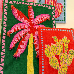 cactus-3-grande-tapisserie-murale-colore-tufting-mogiostudio