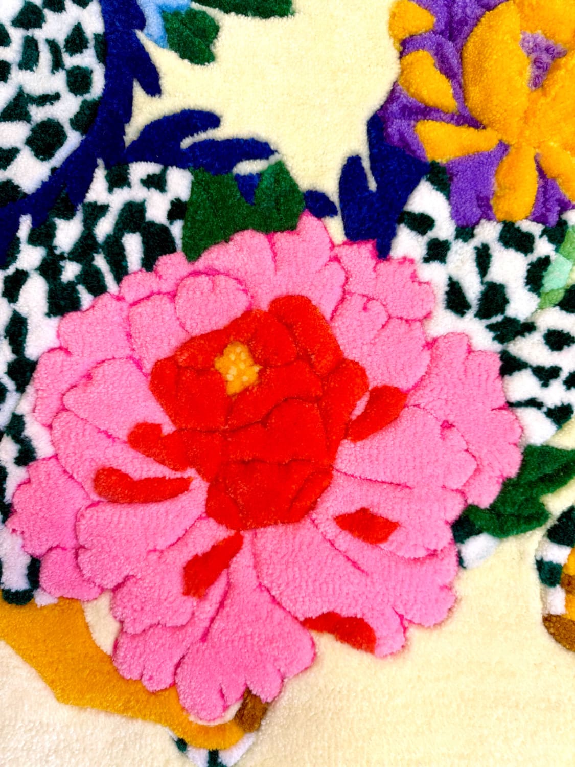 mushu-creation-details-dragon-fleurs-asie-tufting-tapisserie-murale-mogiostudio