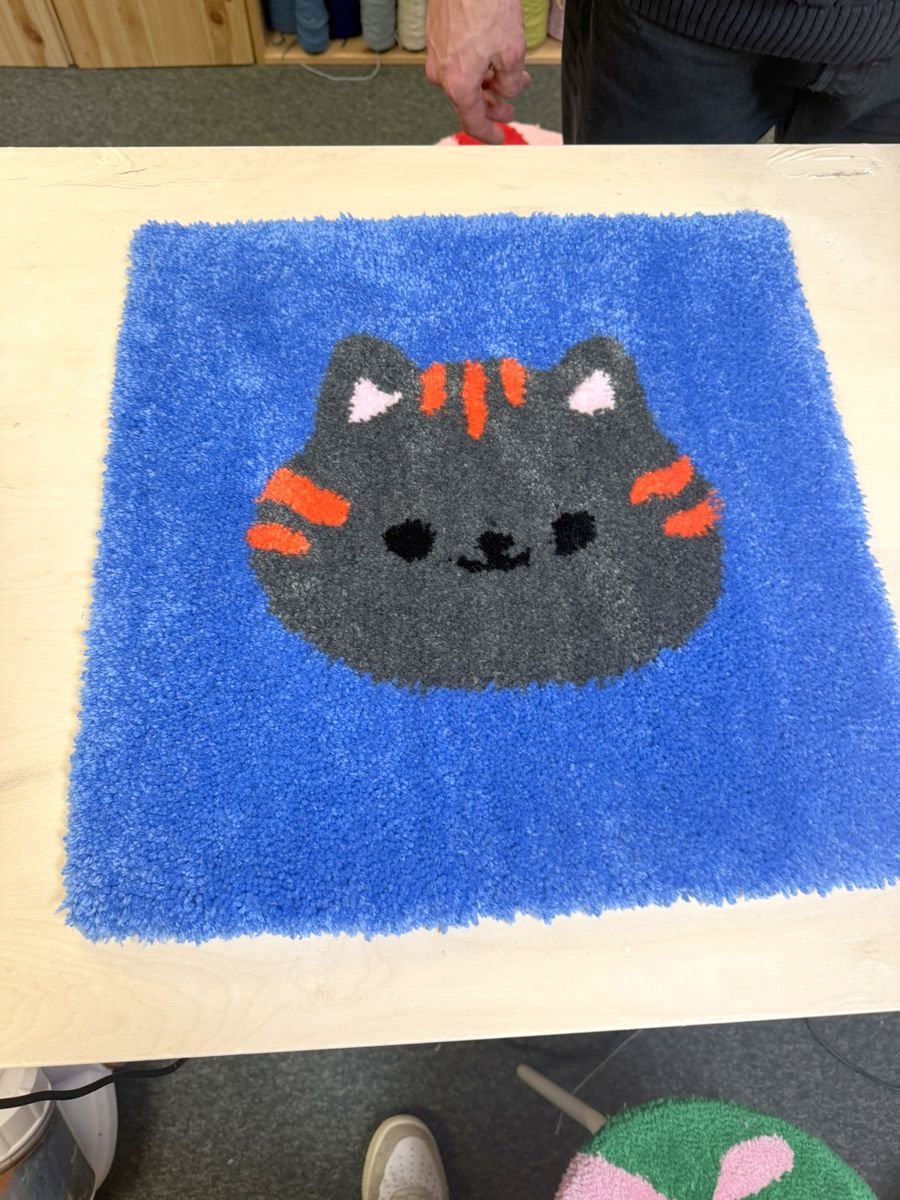 atelier-initiation-tufting-tapis-chat-mogiostudio